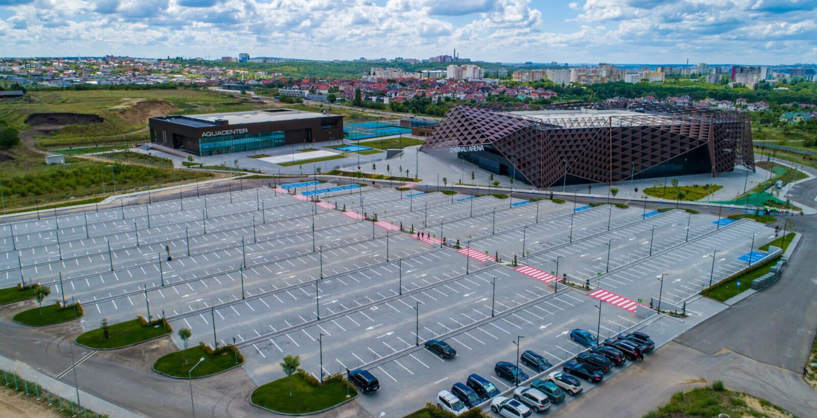 Parcarea principală